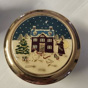 The Art of Cloisonne 24 K Gold Christmas Trinket Box Santa Design New Old Stock